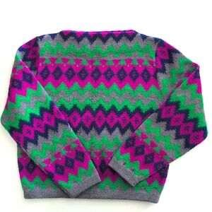 Vintage Catalina Jacquard pull on sweater. Size 38. Medium. Read Description